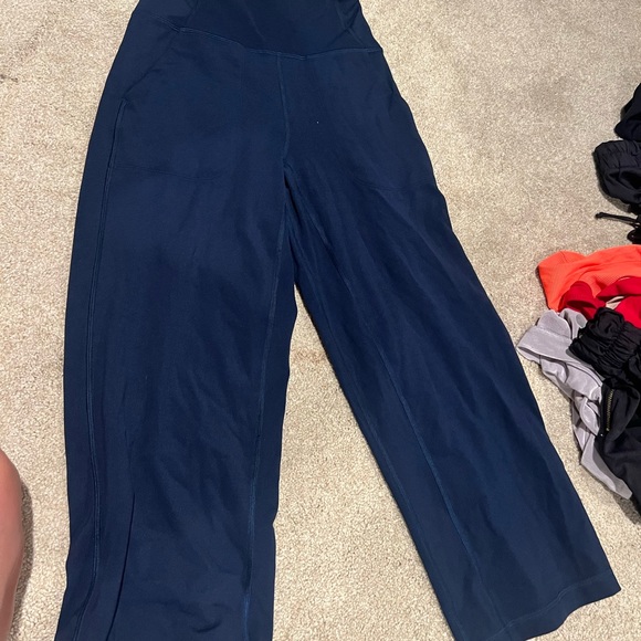 Lululemon Aligned Navy Wide Leg 23inch Pants - Picture 2 of 3